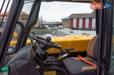 Подъемник телескопический JCB 525-60 Hi-Viz 2019 в 