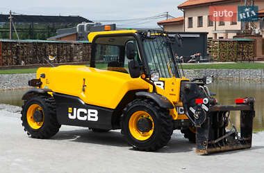 Подъемник телескопический JCB 525-60 Hi-Viz 2024 в 