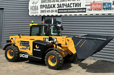 Телескопический погрузчик JCB 525-60 Hi-Viz 2015 в 