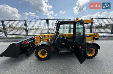 Телескопический погрузчик JCB 525-60 Hi-Viz 2018 в 