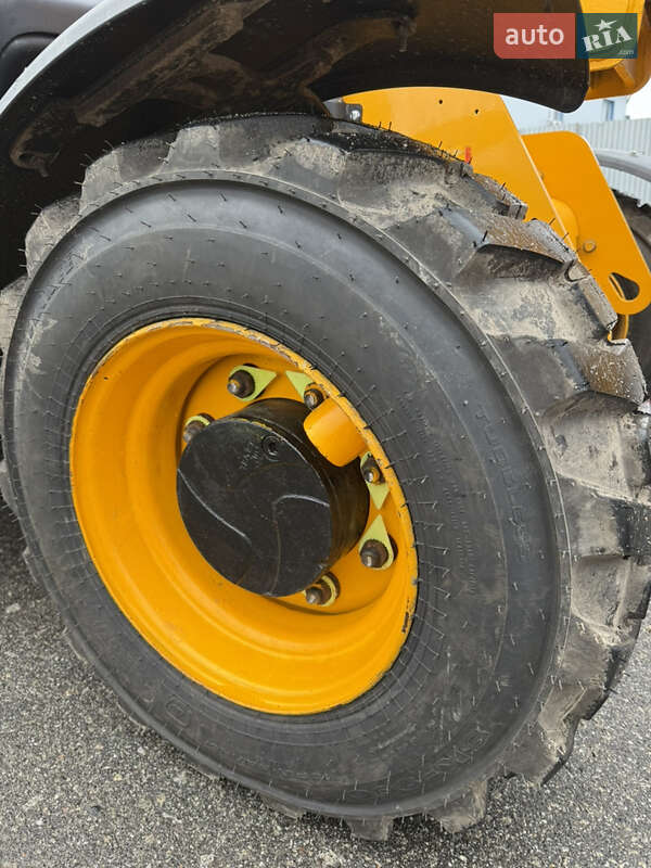 Телескопический погрузчик JCB 525-60 Hi-Viz 2018 в Киеве