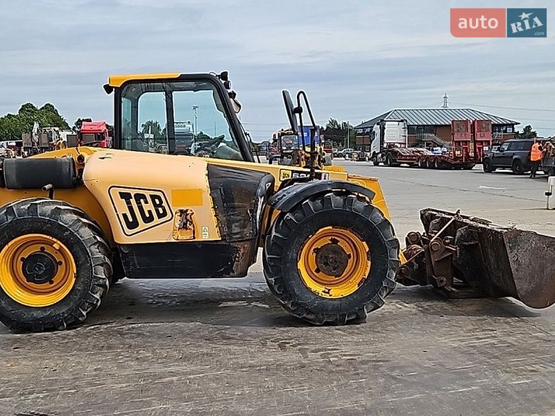 Телескопический погрузчик JCB 526 2009 в Калуше