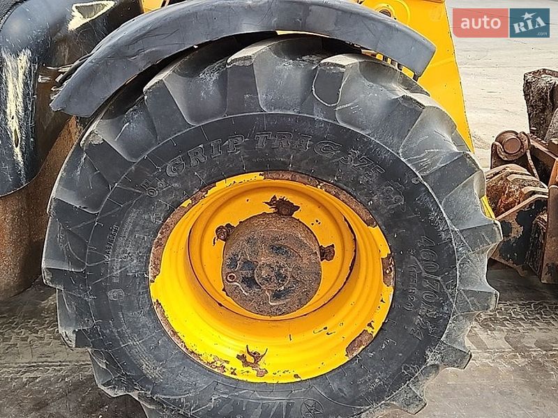 Телескопический погрузчик JCB 526 2009 в Калуше