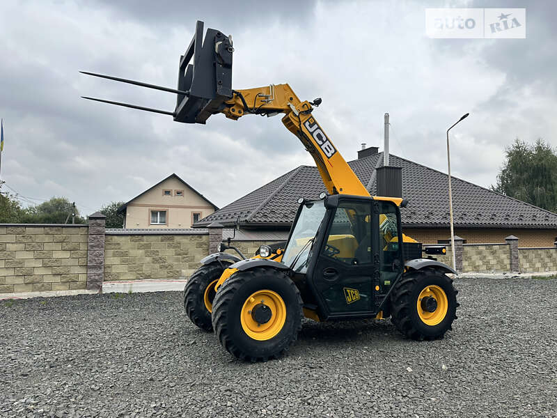 JCB 527-58 2012