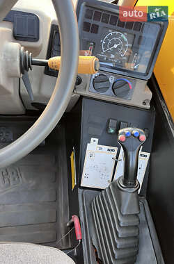 Телескопический погрузчик JCB 530-70 2002 в  фото 11 Телескопический погрузчик JCB 530-70 2002 в