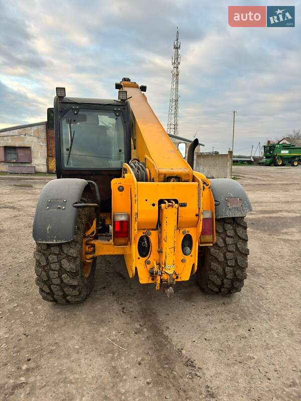 Телескопический погрузчик JCB 530-70 2002 в Сычавке