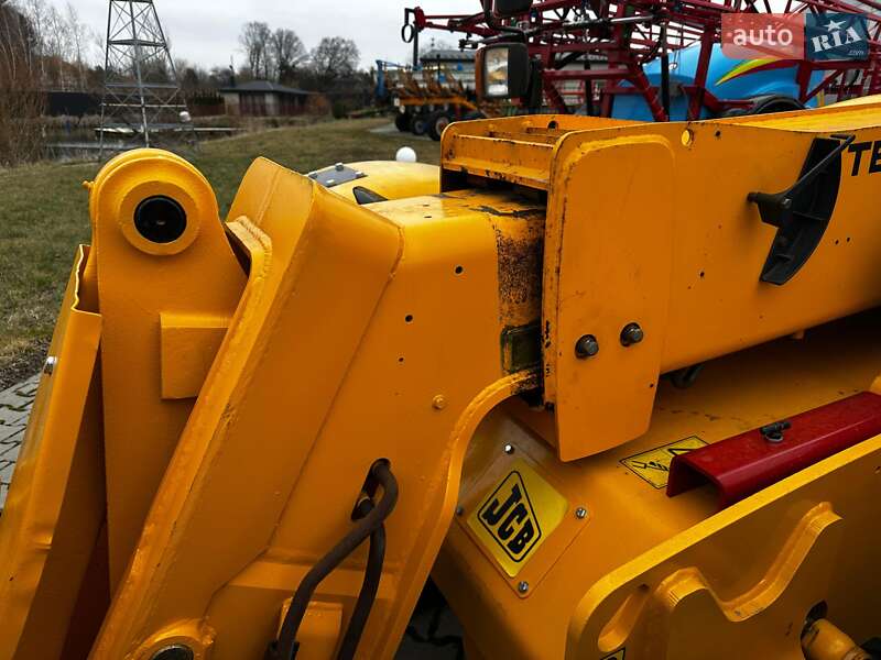 Телескопический погрузчик JCB 530 2004 в Горохове