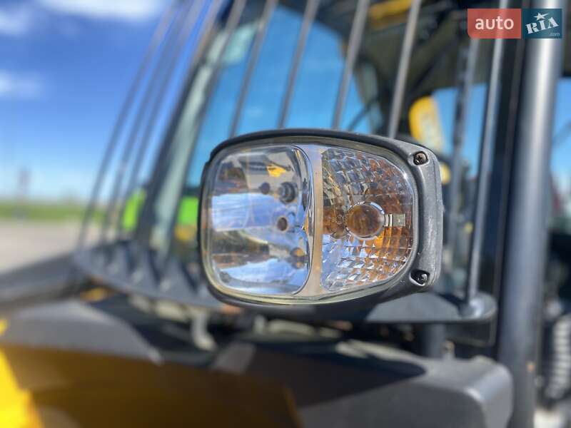Телескопічні навантажувачі JCB 531-70 2014 в Рівному