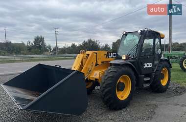 Телескопический погрузчик JCB 531-70 2010 в 