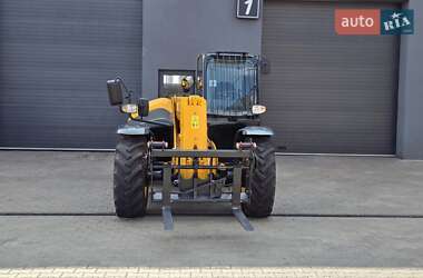 Телескопический погрузчик JCB 531-70 2015 в 
