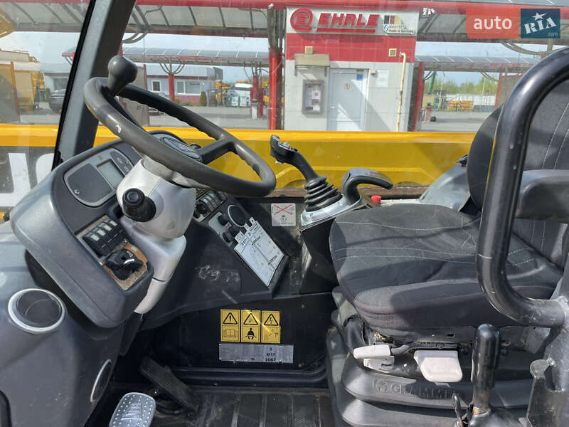 Телескопический погрузчик JCB 531-70 2011 в Луцке