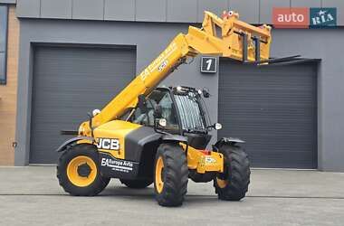 Телескопический погрузчик JCB 531-70 2015 в 
