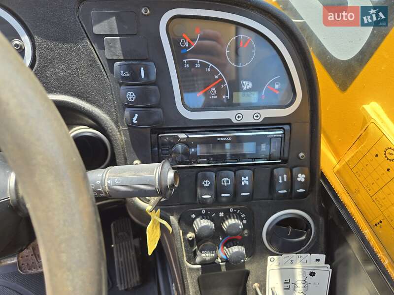 Телескопический погрузчик JCB 531-70 2012 в Болграде