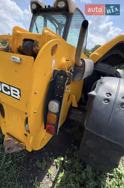 Телескопический погрузчик JCB 531-70 2016 в 