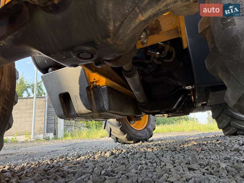 Телескопический погрузчик JCB 531-70 2011 в Луцке