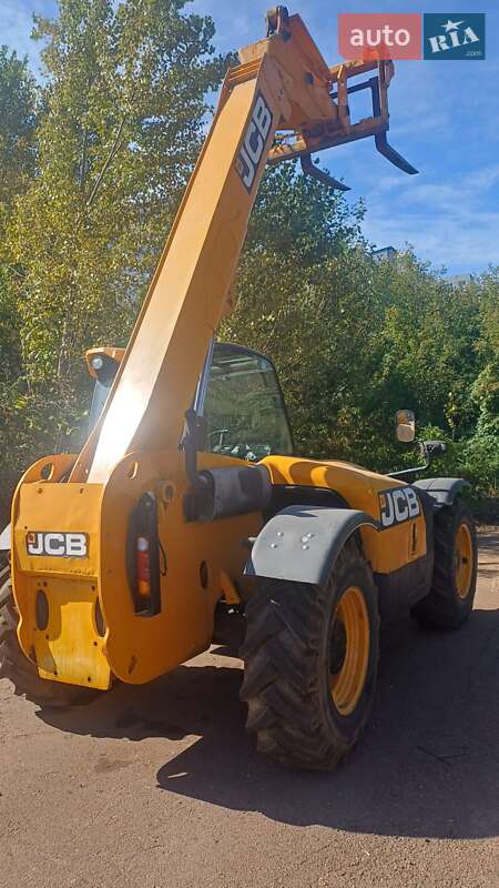 Телескопічні навантажувачі JCB 531-70 2012 в Чернігові