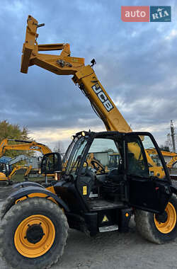 Телескопический погрузчик JCB 531-70 2009 в 