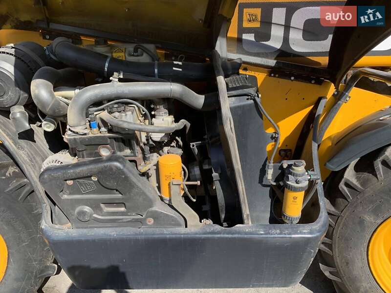 Телескопический погрузчик JCB 531-70 2012 в Измаиле