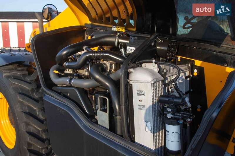 Подъемник телескопический JCB 531-70 2018 в Житомире