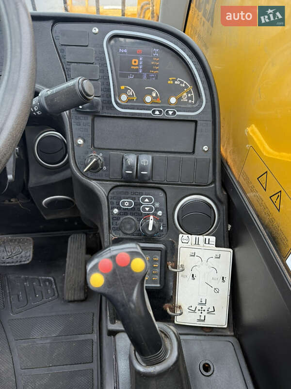 Телескопический погрузчик JCB 531-70 2019 в Киеве фото 15 Телескопический погрузчик JCB 531-70 2019 в Киеве