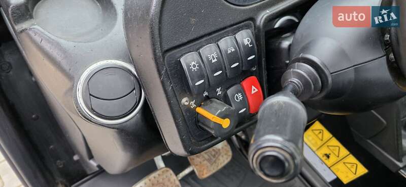 Телескопический погрузчик JCB 531-70 2013 в Луцке фото 11 Телескопический погрузчик JCB 531-70 2013 в Луцке