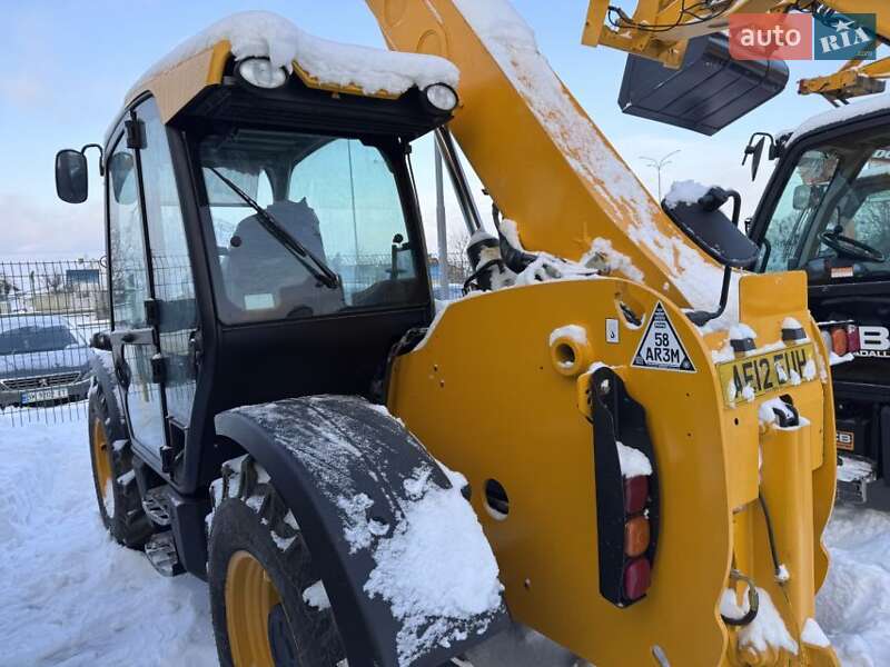Телескопический погрузчик JCB 531-70 2012 в Ровно