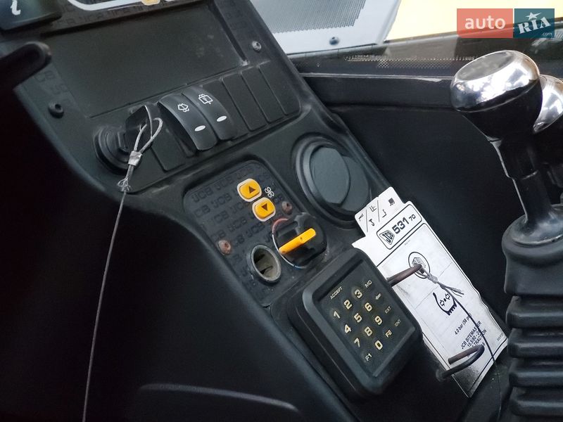 Телескопический погрузчик JCB 531-70 2015 в Ровно