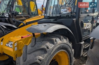 Телескопічні навантажувачі JCB 531-70 2022 в Рівному