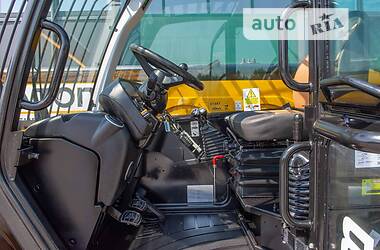 Телескопический погрузчик JCB 533-105 2015 в Житомире