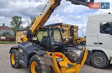 Телескопический погрузчик JCB 533-105 2013 в 