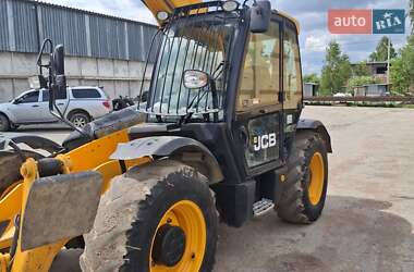 Телескопический погрузчик JCB 533-105 2013 в 