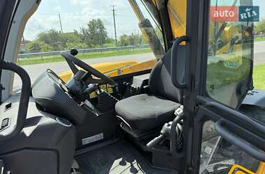 Телескопический погрузчик JCB 533-105 2011 в 