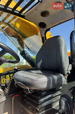 Телескопический погрузчик JCB 533-105 2007 в 