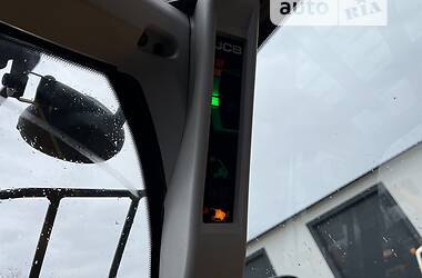 Телескопический погрузчик JCB 535-125 2016 в 