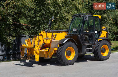 Телескопический погрузчик JCB 535-125 2017 в 