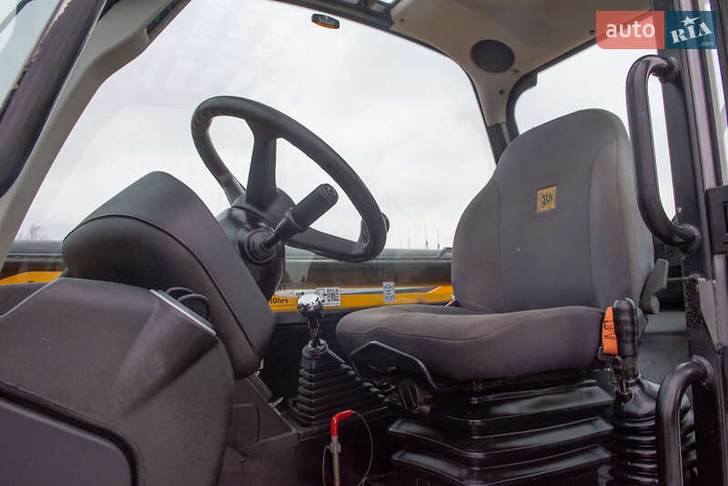 Подъемник телескопический JCB 535-125 2018 в Житомире