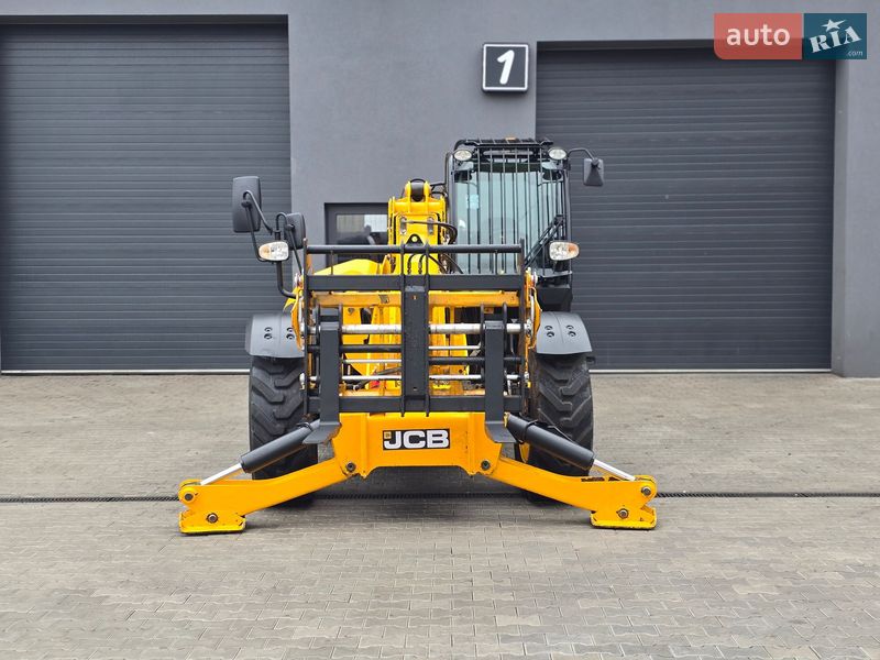 JCB 535-125 2018