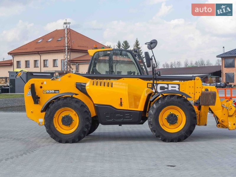 JCB 535-125 2023