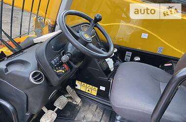 Телескопический погрузчик JCB 535-140 2016 в 