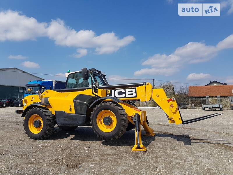 Телескопічні навантажувачі JCB 535-140 2013 в Житомирі