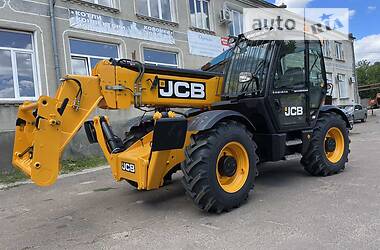 Телескопический погрузчик JCB 535-140 2015 в Черняхове