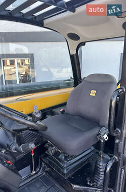 Телескопический погрузчик JCB 535-140 2015 в 