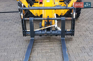 Телескопический погрузчик JCB 535-140 2014 в 