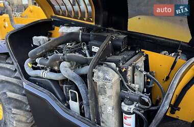 Подъемник телескопический JCB 535-140 2013 в 
