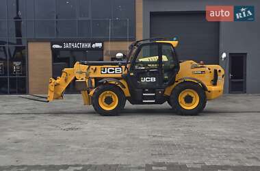 Телескопический погрузчик JCB 535-140 2015 в 