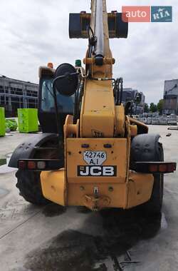 Телескопический погрузчик JCB 535-140 2014 в 
