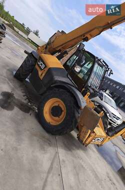 Телескопический погрузчик JCB 535-140 2014 в 
