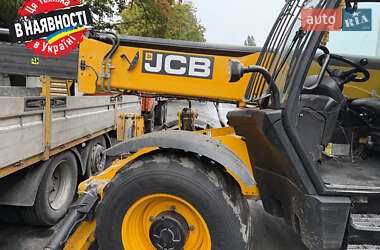 Телескопический погрузчик JCB 535-140 2014 в 
