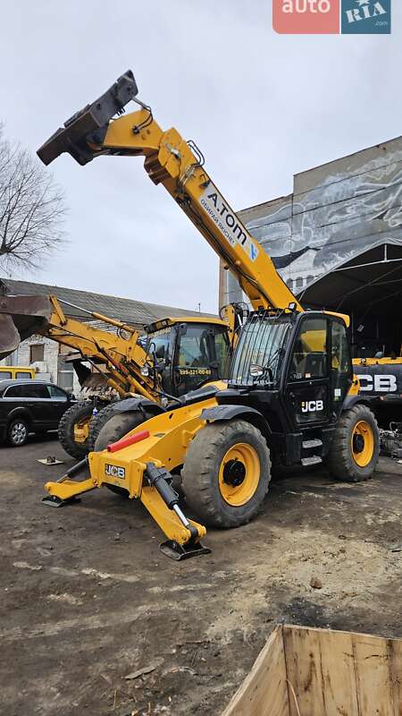 Телескопический погрузчик JCB 535-140 2014 в Киеве