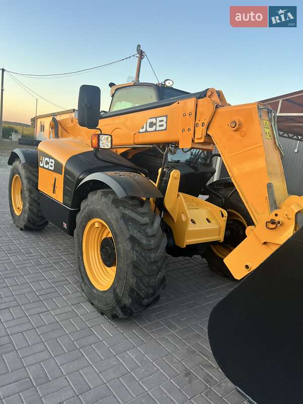 JCB 535-95 2010